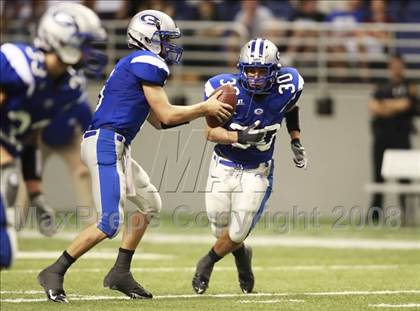 Thumbnail 3 in Georgetown vs Southwest (Texas Football Classic) photogallery.