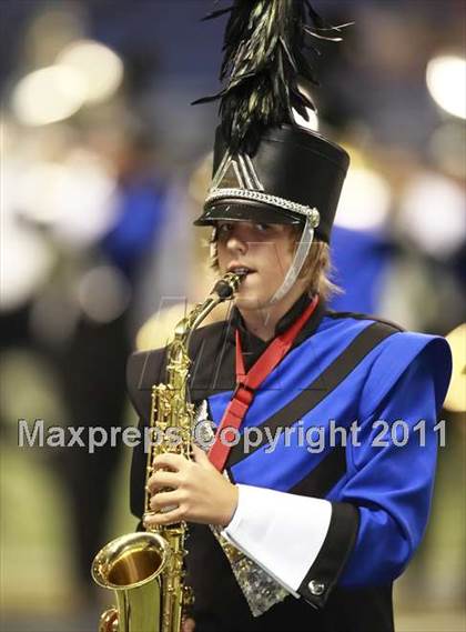 Thumbnail 3 in Georgetown vs Southwest (Texas Football Classic) photogallery.