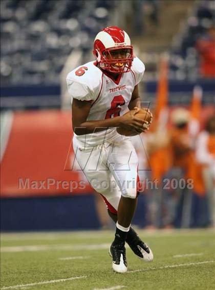 Thumbnail 3 in Trotwood-Madison vs. Bowie (Kirk Herbstreit Varsity Football Series) photogallery.