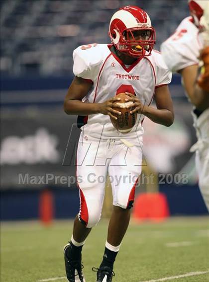 Thumbnail 1 in Trotwood-Madison vs. Bowie (Kirk Herbstreit Varsity Football Series) photogallery.