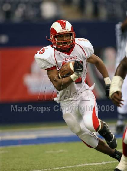 Thumbnail 3 in Trotwood-Madison vs. Bowie (Kirk Herbstreit Varsity Football Series) photogallery.