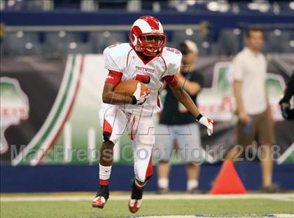 Thumbnail 2 in Trotwood-Madison vs. Bowie (Kirk Herbstreit Varsity Football Series) photogallery.