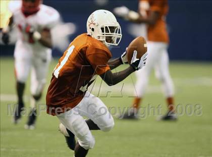 Thumbnail 2 in Trotwood-Madison vs. Bowie (Kirk Herbstreit Varsity Football Series) photogallery.