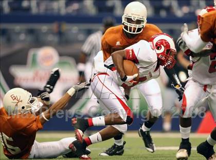 Thumbnail 2 in Trotwood-Madison vs. Bowie (Kirk Herbstreit Varsity Football Series) photogallery.