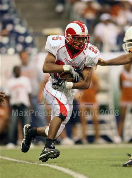 Thumbnail 3 in Trotwood-Madison vs. Bowie (Kirk Herbstreit Varsity Football Series) photogallery.