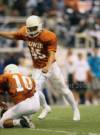 Thumbnail 3 in Trotwood-Madison vs. Bowie (Kirk Herbstreit Varsity Football Series) photogallery.