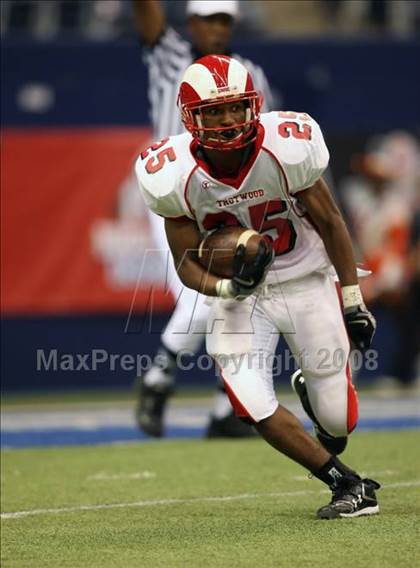 Thumbnail 2 in Trotwood-Madison vs. Bowie (Kirk Herbstreit Varsity Football Series) photogallery.