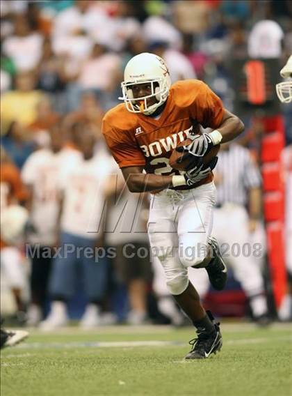 Thumbnail 1 in Trotwood-Madison vs. Bowie (Kirk Herbstreit Varsity Football Series) photogallery.
