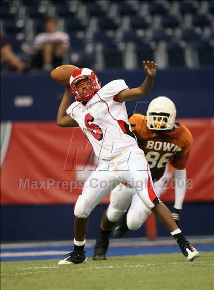 Thumbnail 1 in Trotwood-Madison vs. Bowie (Kirk Herbstreit Varsity Football Series) photogallery.