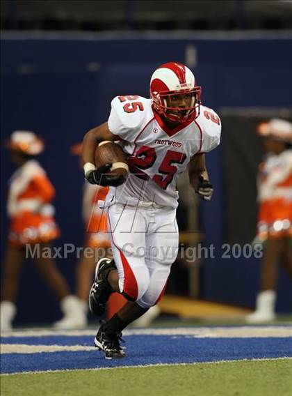 Thumbnail 2 in Trotwood-Madison vs. Bowie (Kirk Herbstreit Varsity Football Series) photogallery.