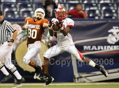 Thumbnail 3 in Trotwood-Madison vs. Bowie (Kirk Herbstreit Varsity Football Series) photogallery.