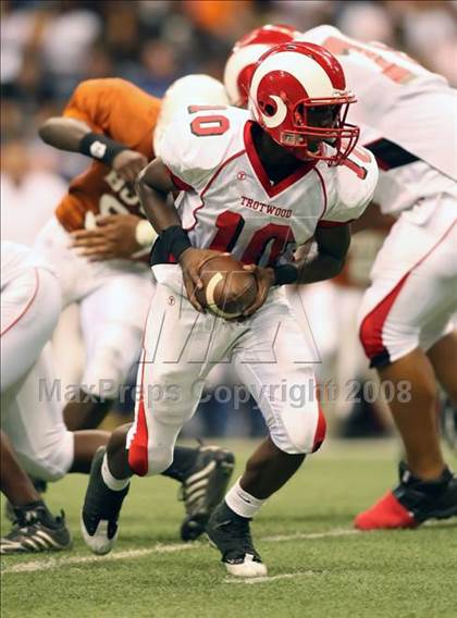 Thumbnail 2 in Trotwood-Madison vs. Bowie (Kirk Herbstreit Varsity Football Series) photogallery.