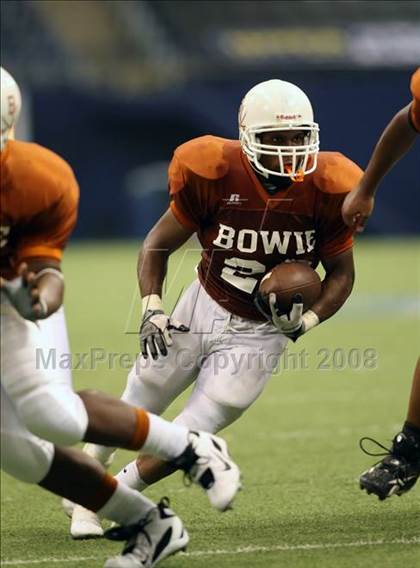 Thumbnail 3 in Trotwood-Madison vs. Bowie (Kirk Herbstreit Varsity Football Series) photogallery.