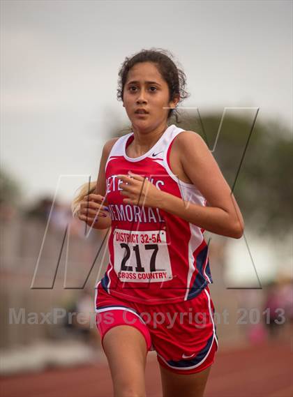 Thumbnail 1 in District 32-5A Cross Country Championships (Girls) photogallery.