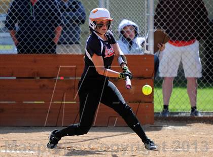 Thumbnail 2 in Fruitland vs Homedale (IHSAA 3A Semifinal) photogallery.