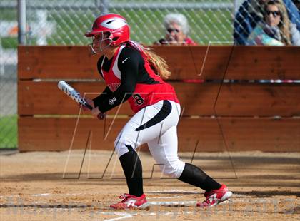 Thumbnail 3 in Fruitland vs Homedale (IHSAA 3A Semifinal) photogallery.