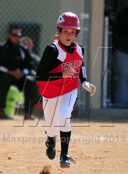 Thumbnail 1 in Fruitland vs Homedale (IHSAA 3A Semifinal) photogallery.