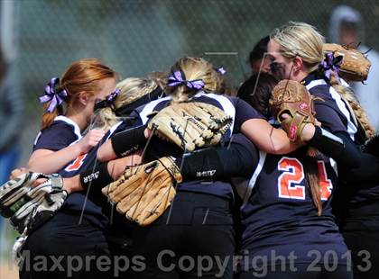 Thumbnail 3 in Fruitland vs Homedale (IHSAA 3A Semifinal) photogallery.