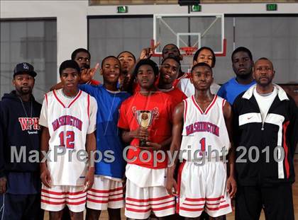 Thumbnail 2 in Washington vs. Folsom (MaxPreps Holiday Classic) photogallery.