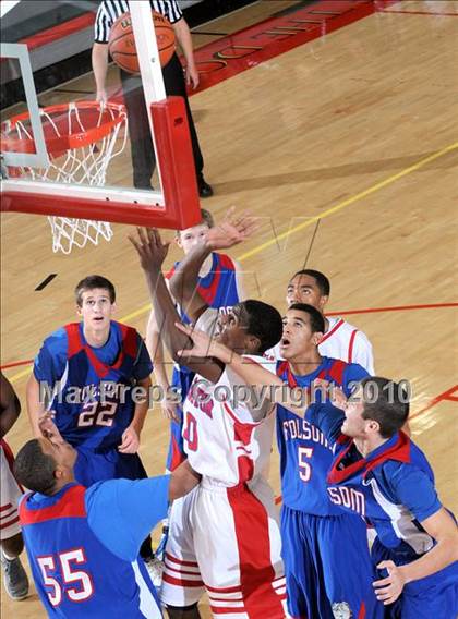 Thumbnail 2 in Washington vs. Folsom (MaxPreps Holiday Classic) photogallery.