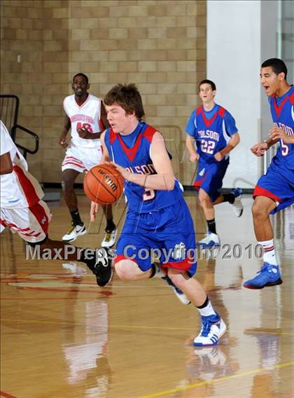 Thumbnail 3 in Washington vs. Folsom (MaxPreps Holiday Classic) photogallery.