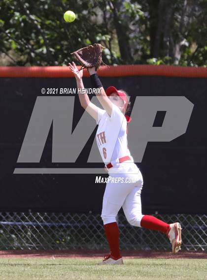 Thumbnail 1 in South Stanly vs. Camden County (NCHSAA 1A Final, Game 2) photogallery.
