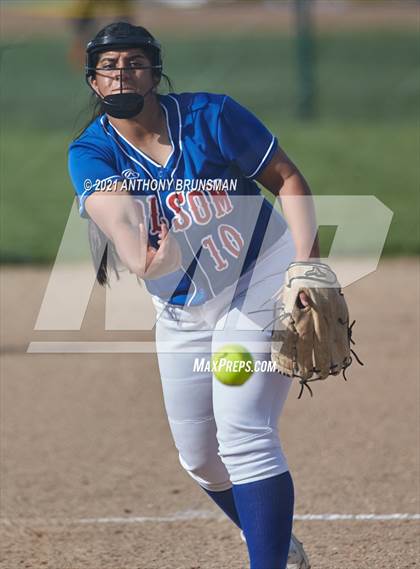 Thumbnail 3 in Folsom @ Cordova photogallery.