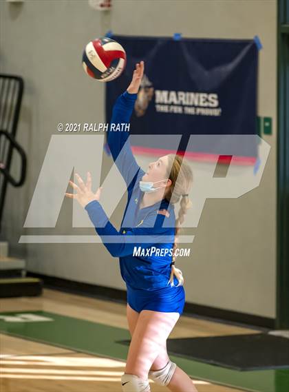 Thumbnail 3 in Maxwell vs. Chester (CIF NS D7 Final) photogallery.