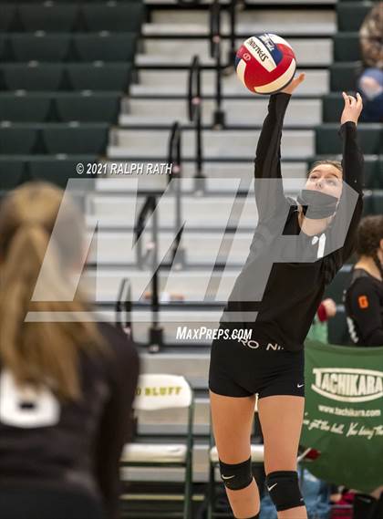 Thumbnail 2 in Maxwell vs. Chester (CIF NS D7 Final) photogallery.