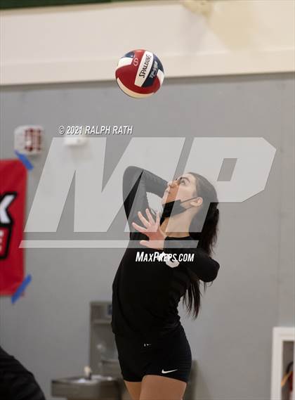 Thumbnail 1 in Maxwell vs. Chester (CIF NS D7 Final) photogallery.