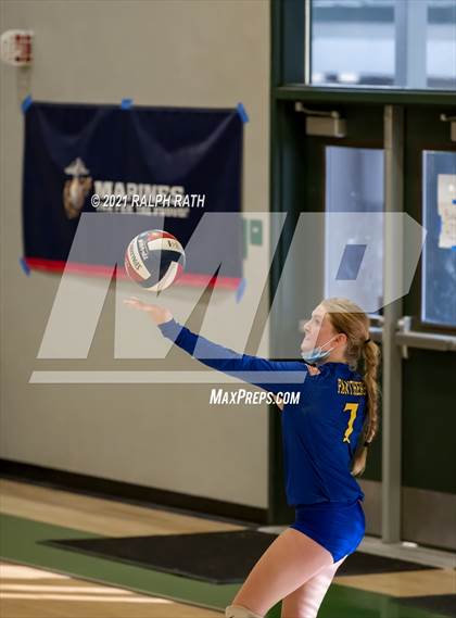 Thumbnail 2 in Maxwell vs. Chester (CIF NS D7 Final) photogallery.