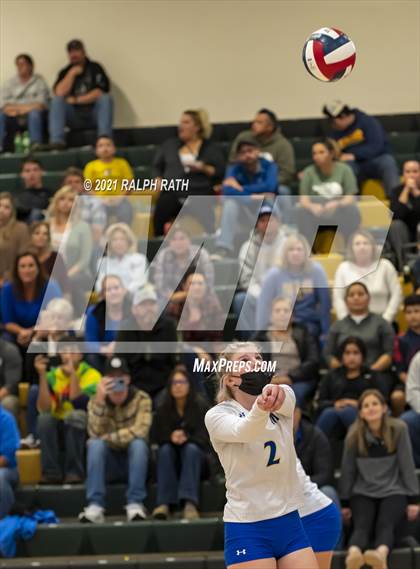 Thumbnail 3 in Maxwell vs. Chester (CIF NS D7 Final) photogallery.