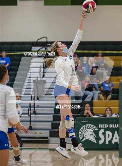 Thumbnail 3 in Maxwell vs. Chester (CIF NS D7 Final) photogallery.