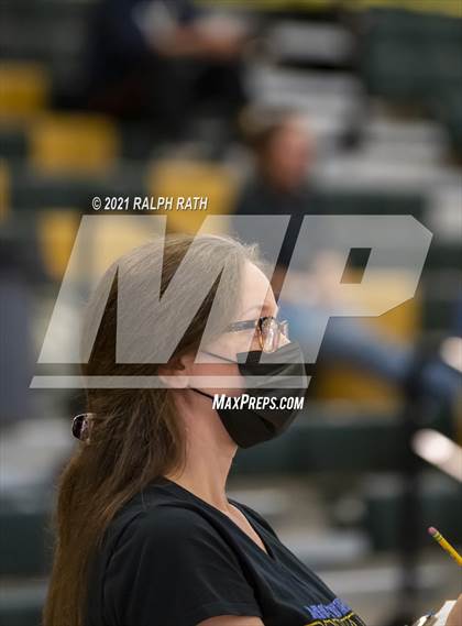 Thumbnail 2 in Maxwell vs. Chester (CIF NS D7 Final) photogallery.