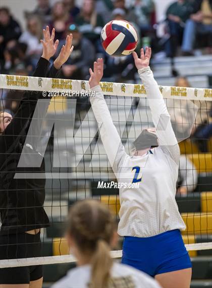 Thumbnail 3 in Maxwell vs. Chester (CIF NS D7 Final) photogallery.
