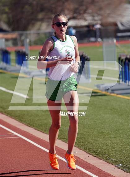 Thumbnail 3 in Mile High League Meet photogallery.