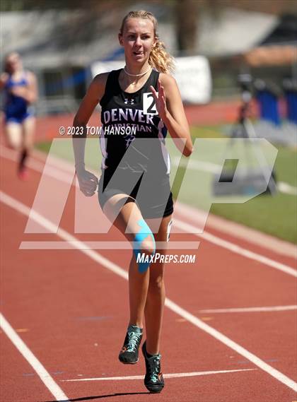 Thumbnail 1 in Mile High League Meet photogallery.