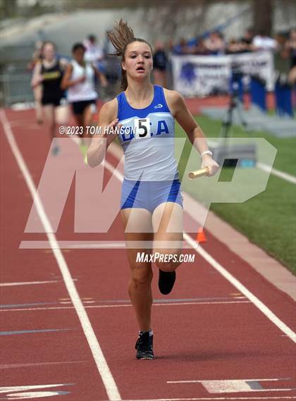 Thumbnail 2 in Mile High League Meet photogallery.