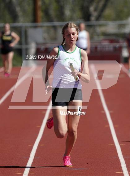 Thumbnail 2 in Mile High League Meet photogallery.