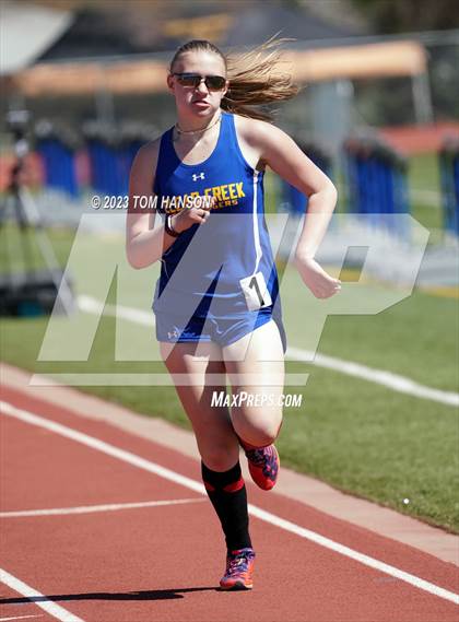 Thumbnail 1 in Mile High League Meet photogallery.