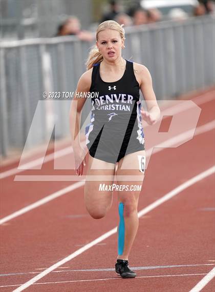Thumbnail 1 in Mile High League Meet photogallery.
