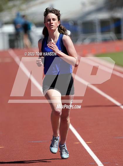 Thumbnail 3 in Mile High League Meet photogallery.
