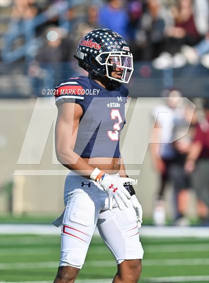 Thumbnail 3 in Ryan vs. Magnolia West (UIL 5A D1 Area Playoff) photogallery.