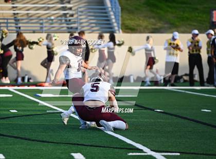 Thumbnail 3 in Ryan vs. Magnolia West (UIL 5A D1 Area Playoff) photogallery.