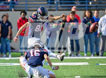 Thumbnail 1 in Ryan vs. Magnolia West (UIL 5A D1 Area Playoff) photogallery.