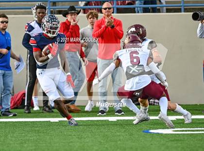 Thumbnail 2 in Ryan vs. Magnolia West (UIL 5A D1 Area Playoff) photogallery.