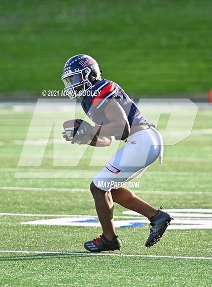 Thumbnail 2 in Ryan vs. Magnolia West (UIL 5A D1 Area Playoff) photogallery.