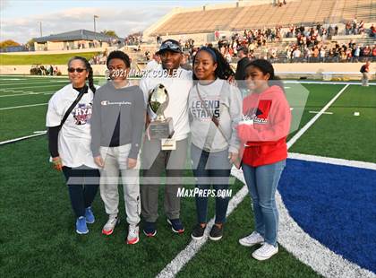 Thumbnail 2 in Ryan vs. Magnolia West (UIL 5A D1 Area Playoff) photogallery.