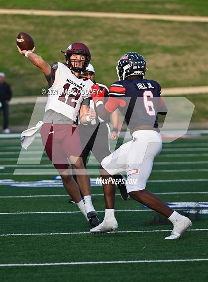 Thumbnail 2 in Ryan vs. Magnolia West (UIL 5A D1 Area Playoff) photogallery.