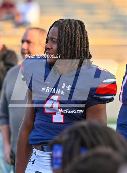 Thumbnail 2 in Ryan vs. Magnolia West (UIL 5A D1 Area Playoff) photogallery.